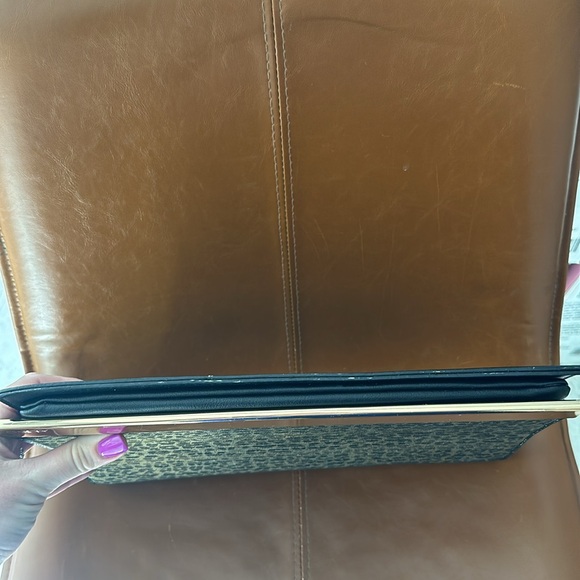 Aldo metallic leopard print clutch envelope handbag - Picture 6 of 10